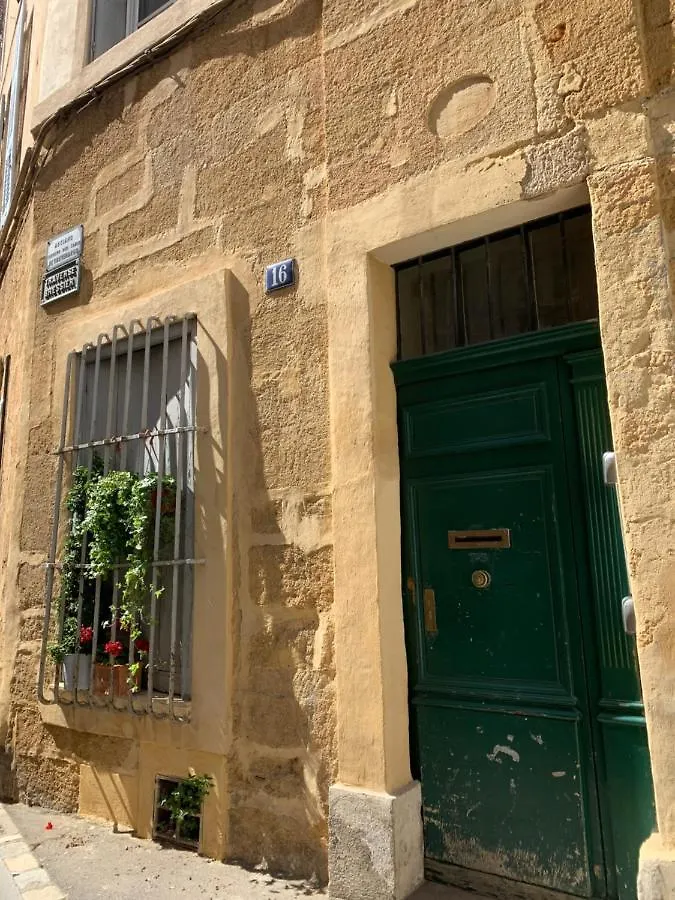Le Madeleine Apartamento Aix-en-Provence